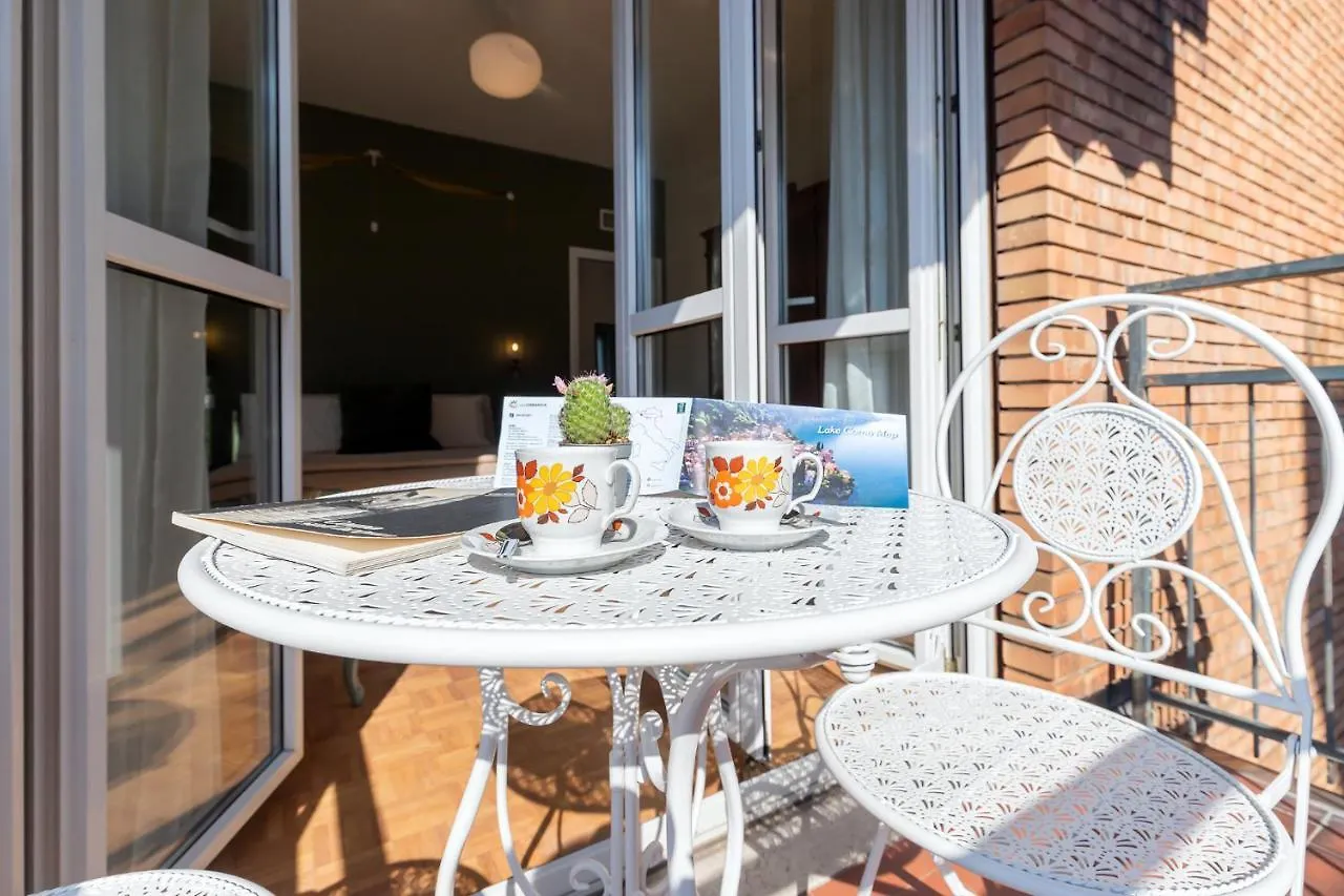 Apartment Swan Lake -Lago Dei Cigni- Como